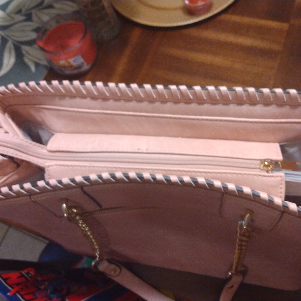 Pink laptop tote - Picture 3 of 13